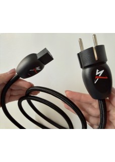 Synergistic Research Pink power AC